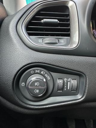 JEEP Renegade usata, con Park Distance Control