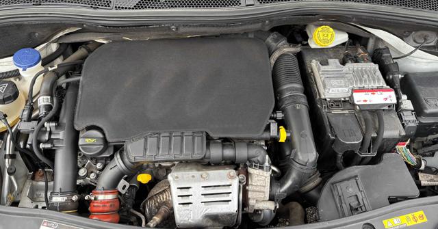 PEUGEOT 2008 usata, con Servosterzo