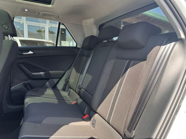 VOLKSWAGEN T-Roc usata, con Controllo automatico clima