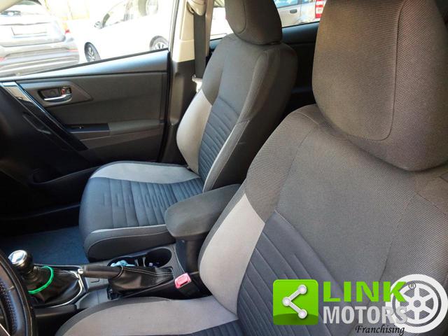 TOYOTA Auris usata, con Chiusura centralizzata