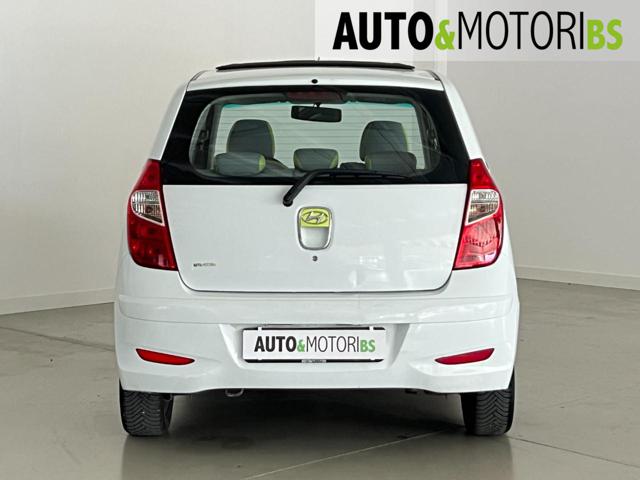 HYUNDAI i10 usata, con Autoradio