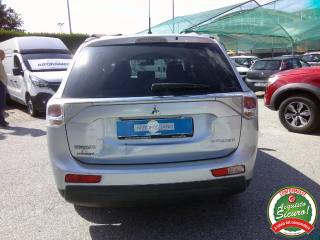 MITSUBISHI Outlander usata, con Airbag Passeggero