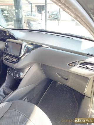 PEUGEOT 208 usata 12