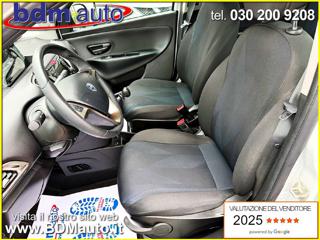 LANCIA Ypsilon usata, con Autoradio