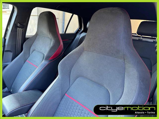 VOLKSWAGEN Golf GTI usata, con Cerchi in lega