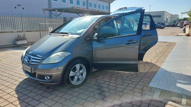 MERCEDES-BENZ A 150 usata, con Sistema di navigazione