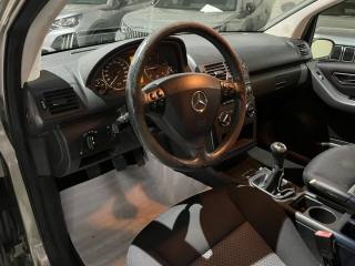 MERCEDES-BENZ A 180 usata, con Climatizzatore