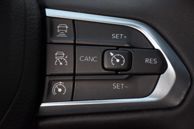 JEEP Compass usata, con Touch screen