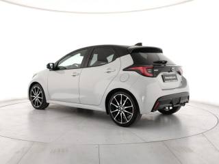 TOYOTA Yaris usata, con Airbag laterali