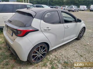 TOYOTA Yaris usata, con Alzacristalli elettrici