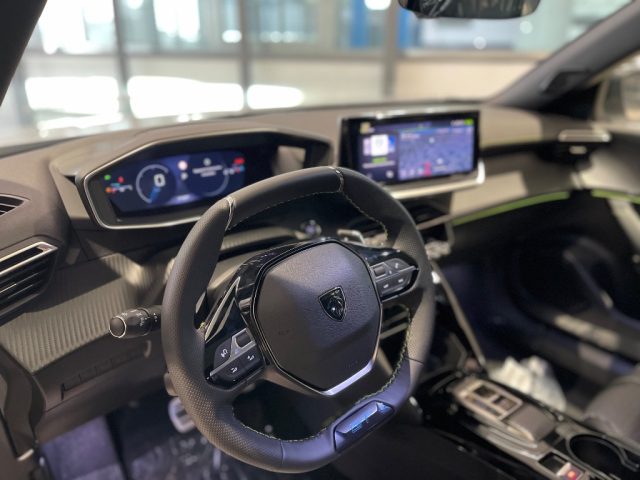 PEUGEOT 2008 usata, con Controllo vocale