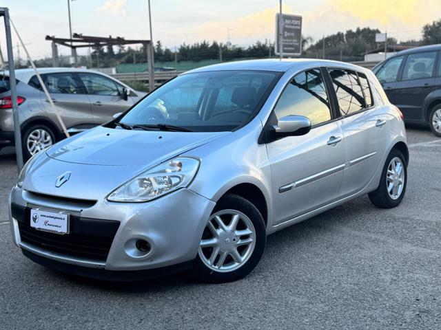 RENAULT Clio usata, con Airbag