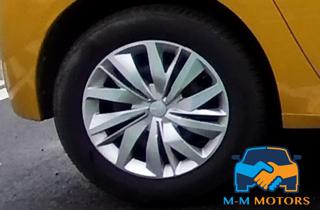 PEUGEOT 208 usata, con Autoradio