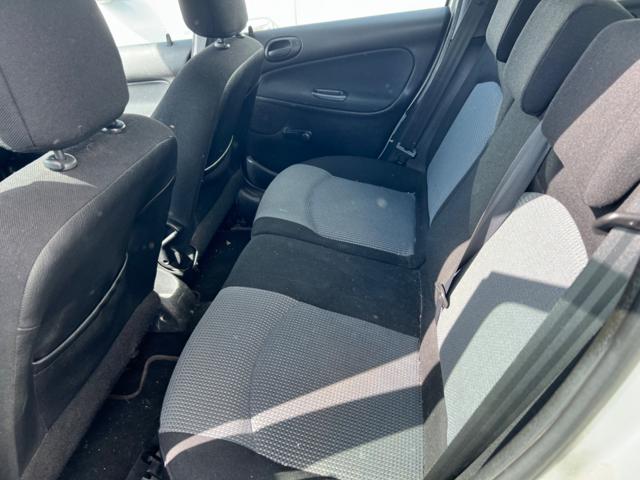 PEUGEOT 206 usata, con Autoradio