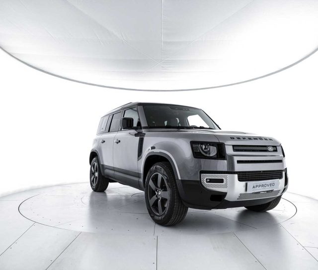 LAND ROVER Defender usata 9