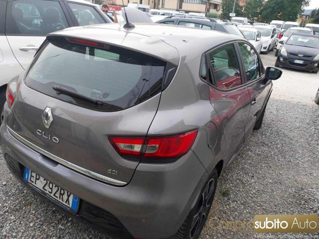 RENAULT Clio usata, con Airbag laterali