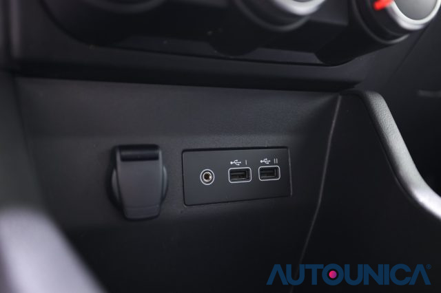 RENAULT Clio usata, con Sensore di luce