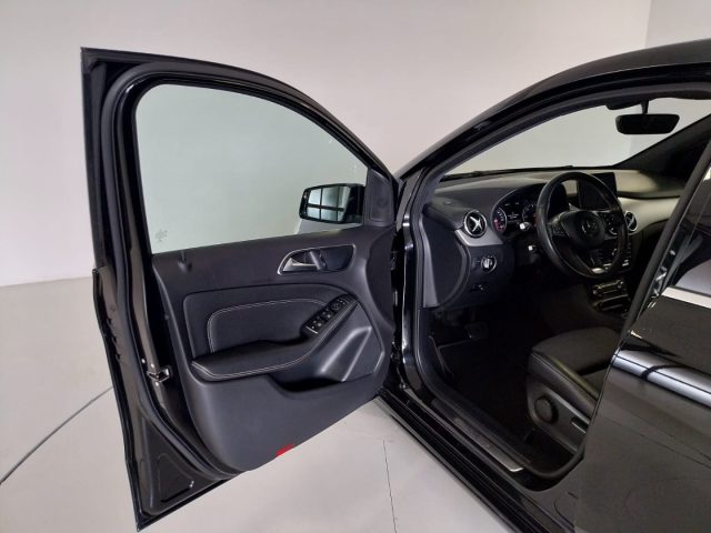 MERCEDES-BENZ B 180 usata, con Servosterzo