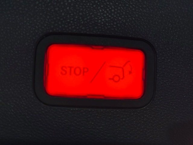 MERCEDES-BENZ E 350 usata, con USB