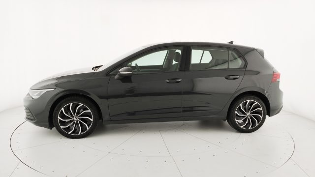 VOLKSWAGEN Golf usata, con Touch screen