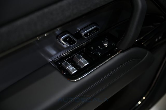 LAND ROVER Range Rover Sport usata, con Controllo trazione