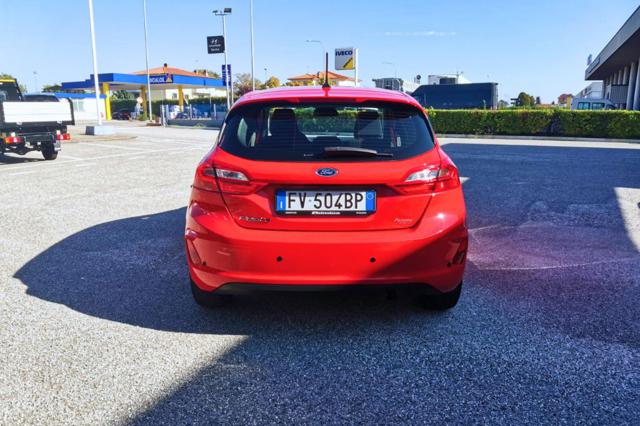 FORD Fiesta usata, con Autoradio
