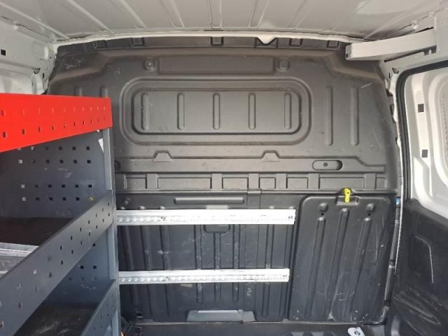 PEUGEOT Partner usata, con Specchietti laterali elettrici