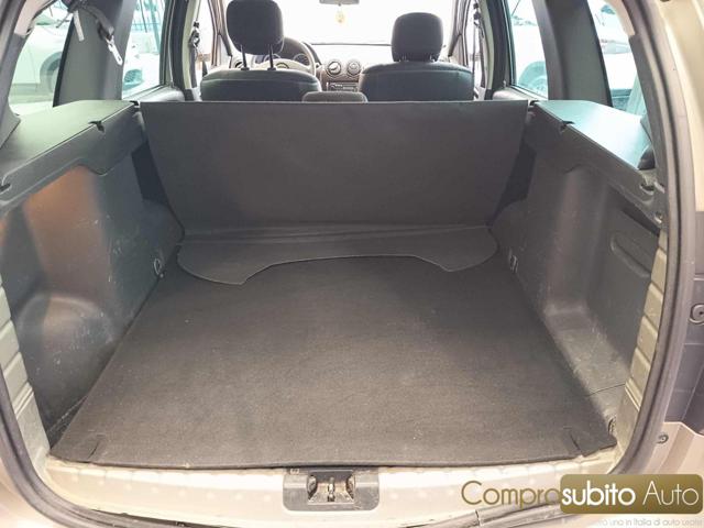 DACIA Duster usata 19