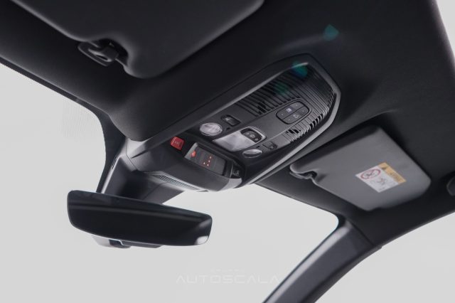 PEUGEOT 3008 usata, con Controllo elettronico della corsia