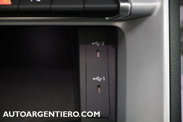 AUDI Q3 usata, con Isofix