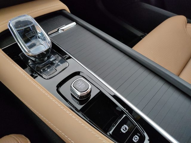 VOLVO XC90 usata, con Regolazione elettrica sedili