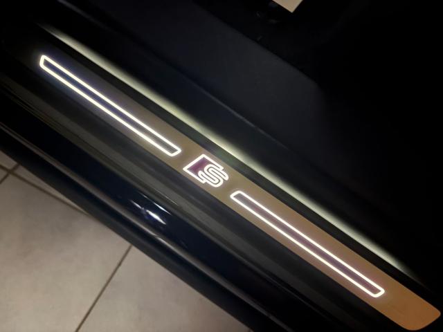 AUDI Q8 usata, con Vetri oscurati