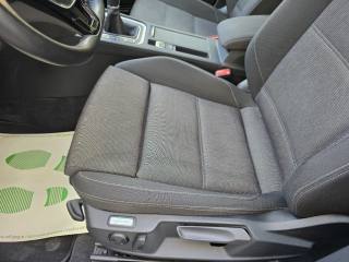 VOLKSWAGEN Passat usata, con Fendinebbia