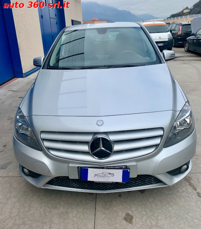 MERCEDES-BENZ B 180 usata, con Airbag