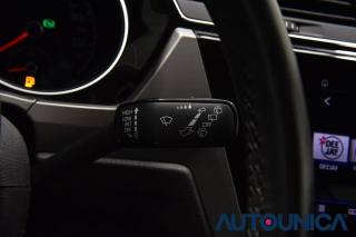VOLKSWAGEN Touran usata, con Fendinebbia