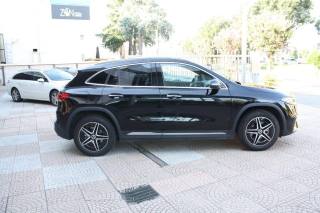 MERCEDES-BENZ EQA usata, con Climatizzatore