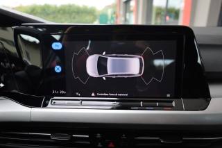VOLKSWAGEN Golf usata, con Freno di stazionamento elettrico