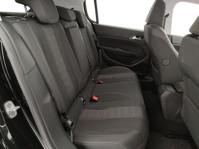 PEUGEOT 308 usata, con Volante in pelle