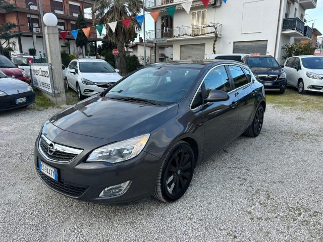 OPEL Astra usata, con Airbag laterali