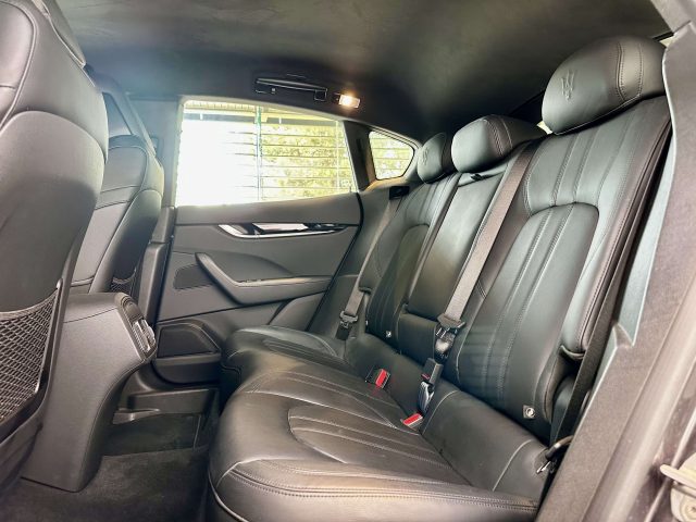 MASERATI Levante usata, con Fendinebbia