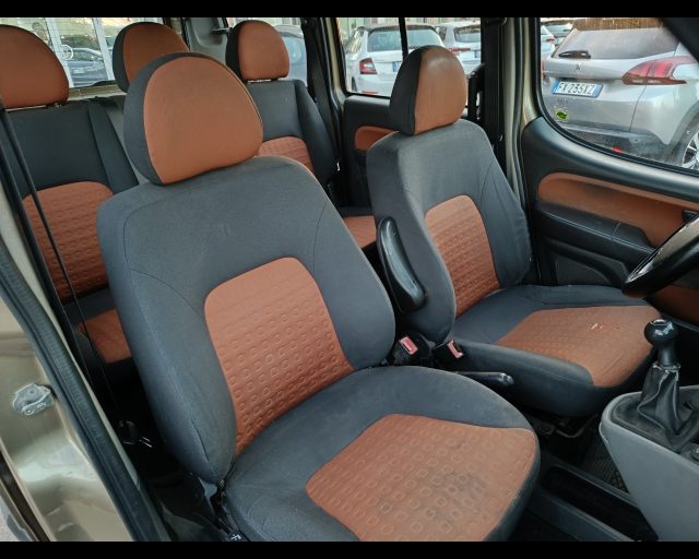 FIAT Doblo usata, con Fendinebbia