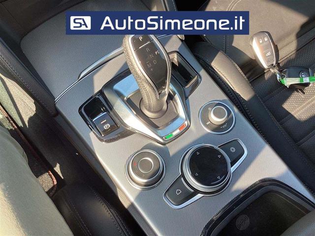 ALFA ROMEO Stelvio usata, con Controllo automatico clima