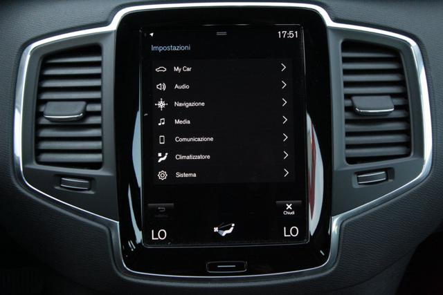 VOLVO XC90 usata, con Sensori di parcheggio posteriori