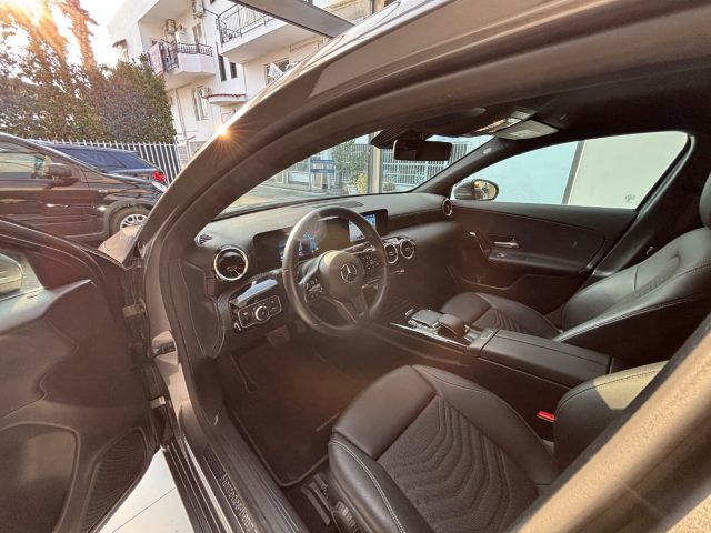 MERCEDES-BENZ A 180 usata, con Fari LED