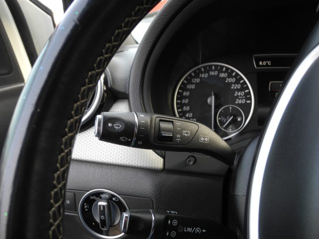 MERCEDES-BENZ B 180 usata, con Bluetooth