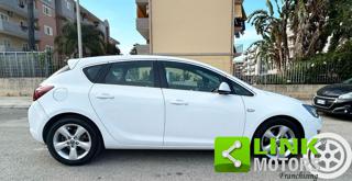 OPEL Astra usata, con Fendinebbia