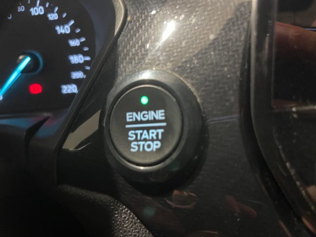 FORD Fiesta usata, con USB