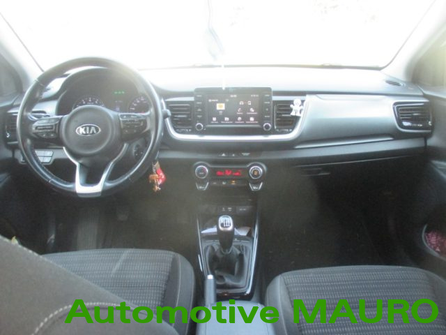 KIA Stonic usata, con Autoradio digitale