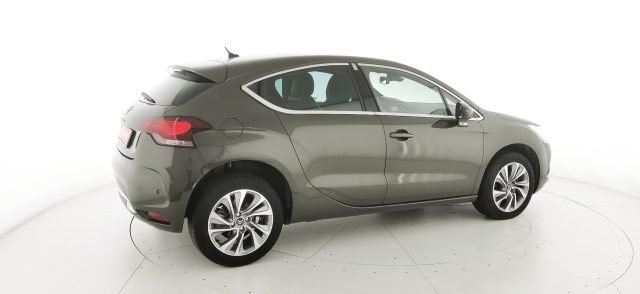 DS AUTOMOBILES DS 4 usata, con Vetri oscurati