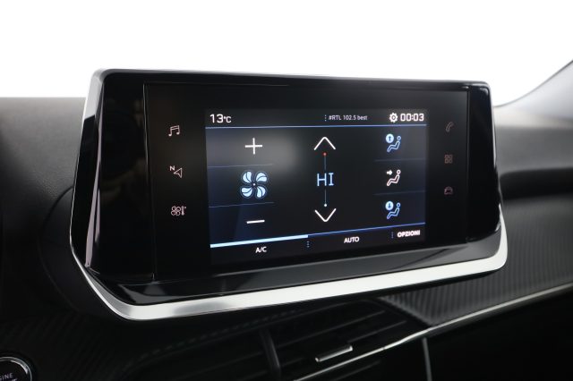 PEUGEOT 2008 usata 9